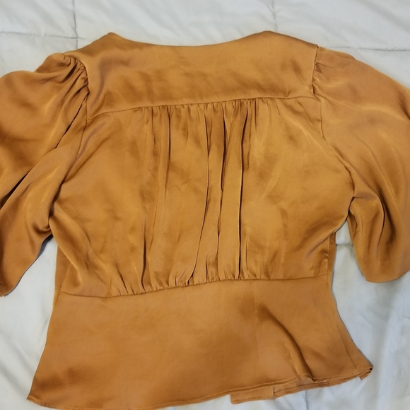 Lush flutter sleeve blouse copper bronze orange brown size small - Picture 5 of 5
